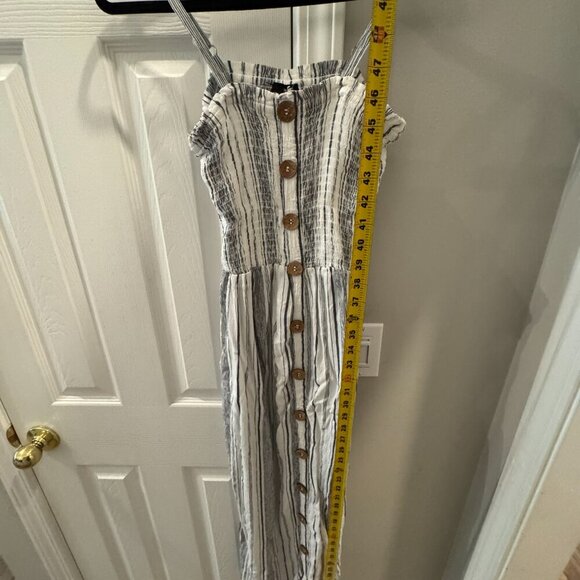 Angie White & Blue Dress - Picture 2 of 4